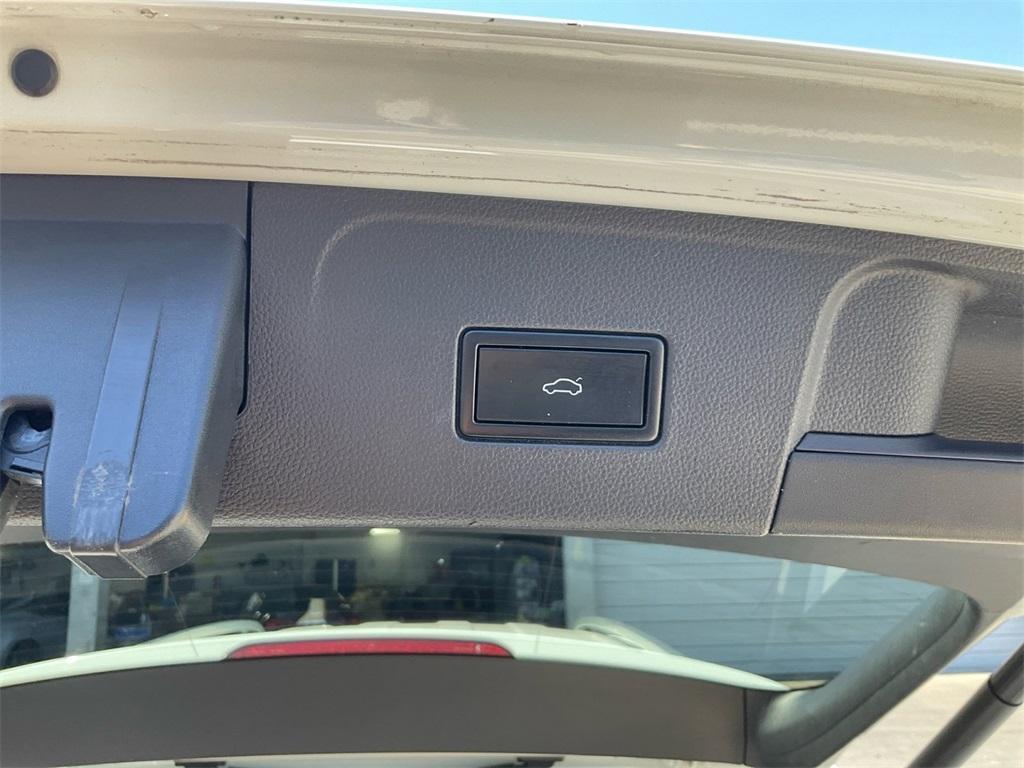 used 2018 Volkswagen Atlas car, priced at $14,800