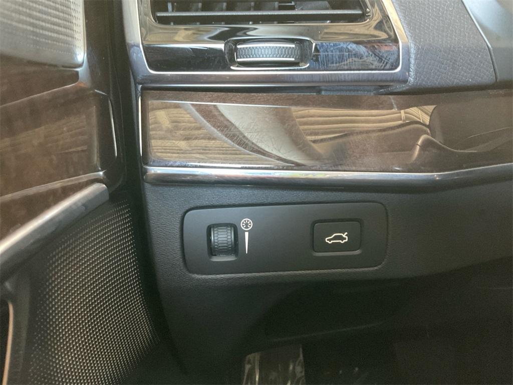 used 2016 Volvo XC90 car, priced at $15,995