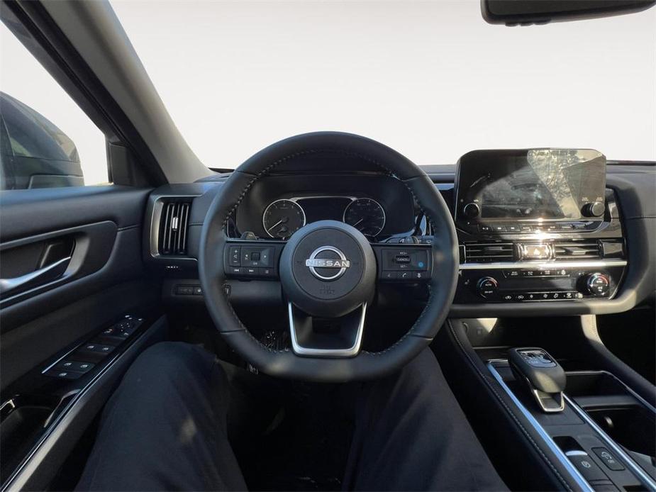 new 2024 Nissan Pathfinder car, priced at $43,410