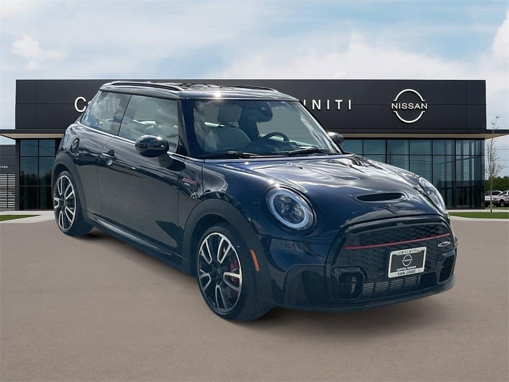used 2023 MINI Hardtop car, priced at $32,999