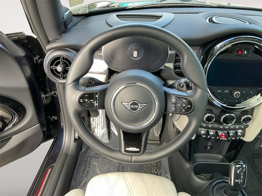 used 2023 MINI Hardtop car, priced at $32,999