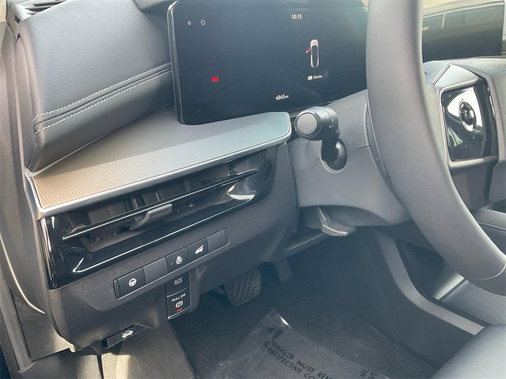 used 2025 Nissan Murano car, priced at $37,995