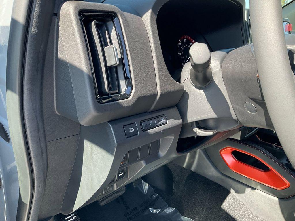 new 2025 Nissan Frontier car, priced at $43,660