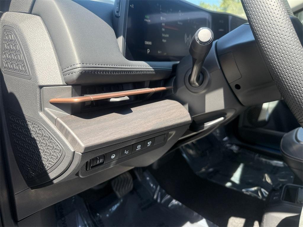 new 2025 Nissan ARIYA car, priced at $45,505