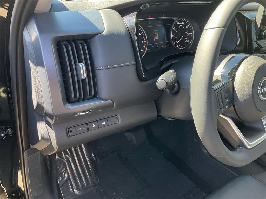 new 2025 Nissan Pathfinder car, priced at $47,248