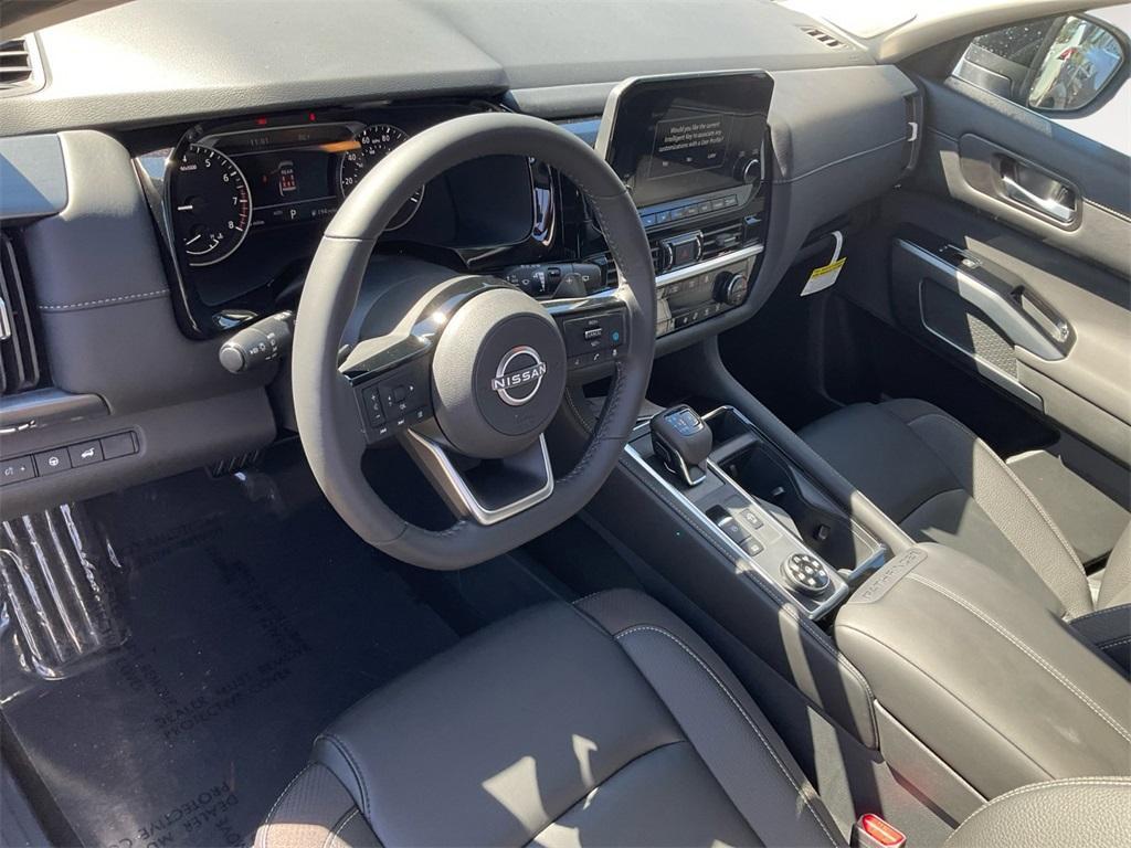 new 2025 Nissan Pathfinder car, priced at $47,248