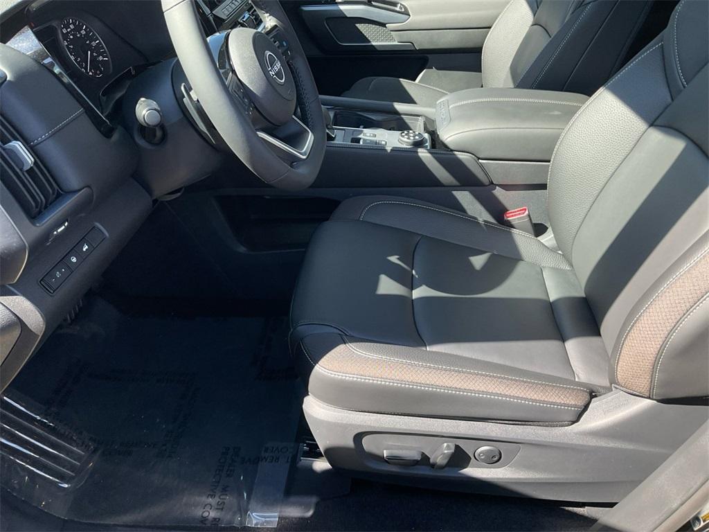 new 2025 Nissan Pathfinder car, priced at $47,248