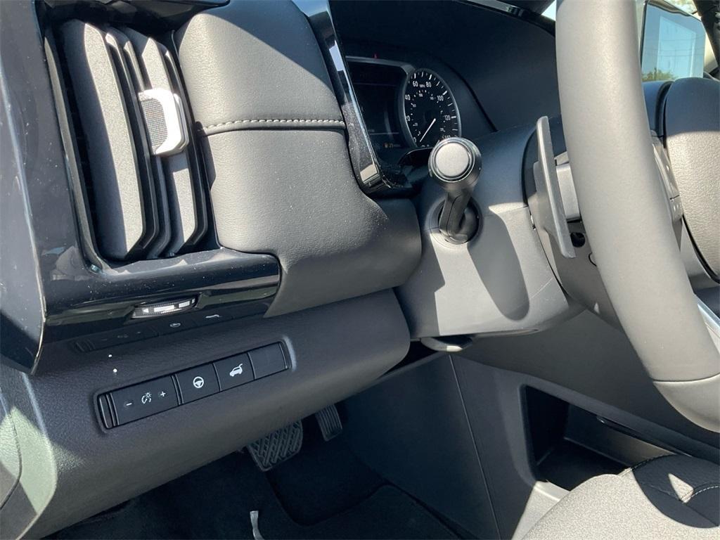 new 2025 Nissan Pathfinder car