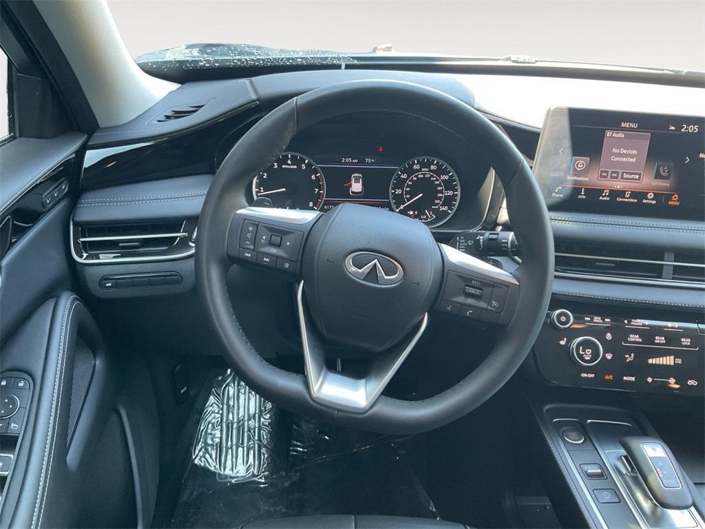 used 2025 INFINITI QX60 car, priced at $39,995