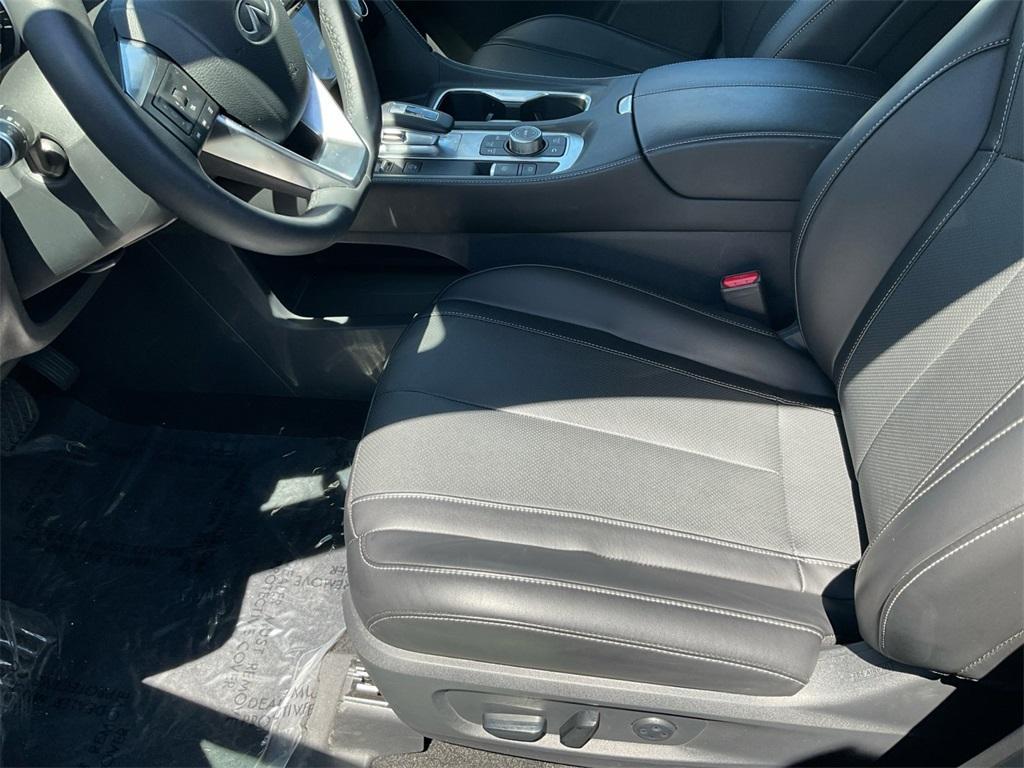 used 2024 INFINITI QX60 car, priced at $35,999