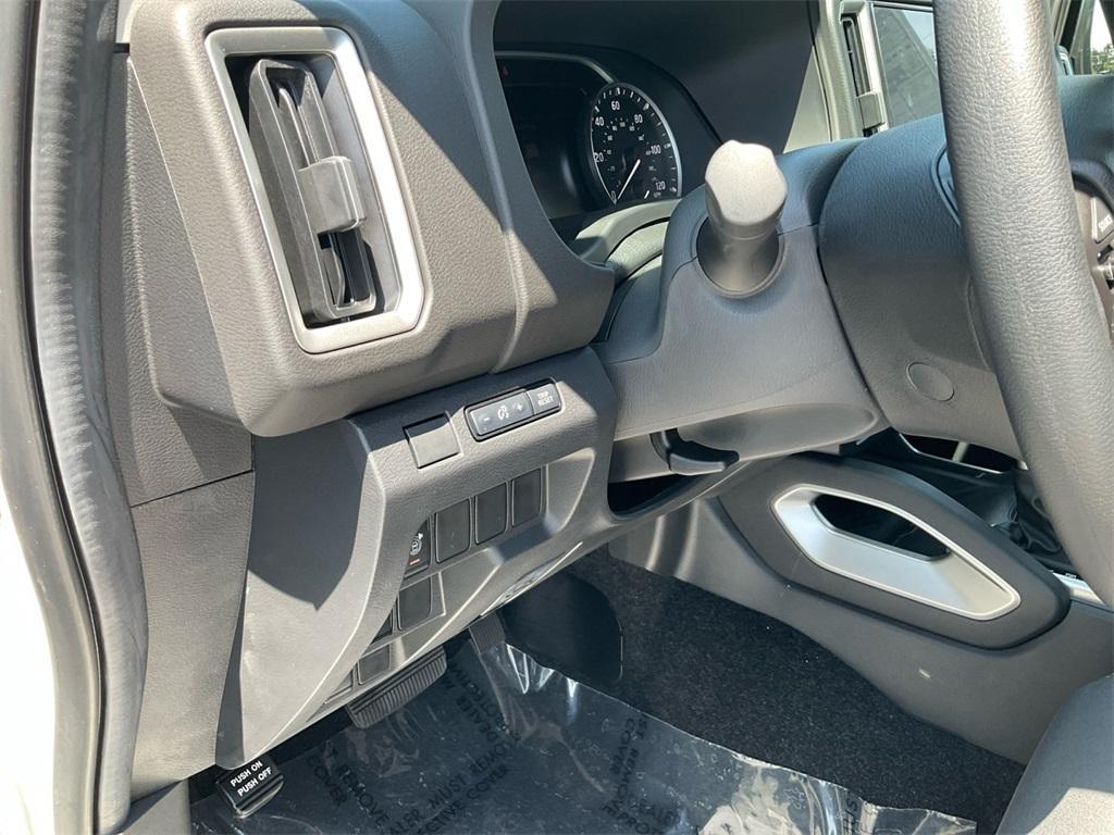 new 2025 Nissan Frontier car, priced at $38,455