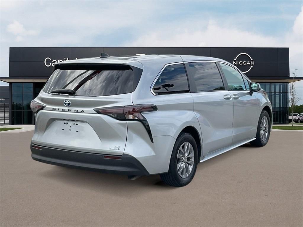 used 2023 Toyota Sienna car, priced at $34,999