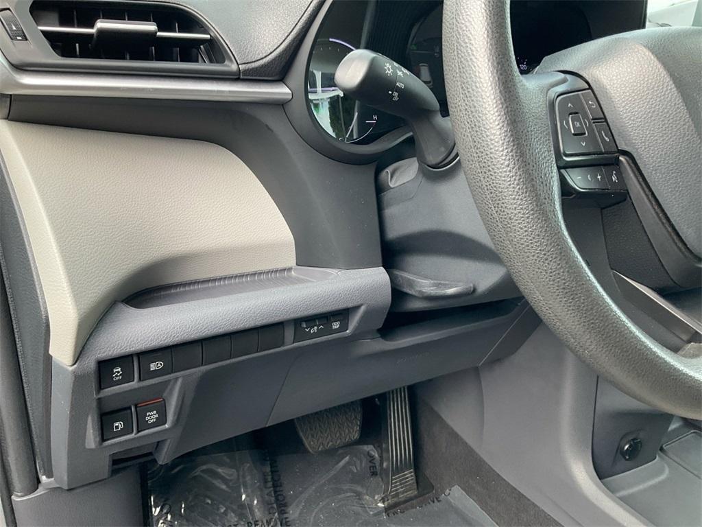 used 2023 Toyota Sienna car, priced at $34,999