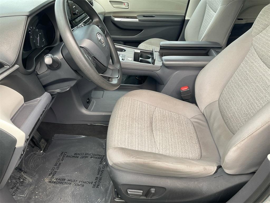 used 2023 Toyota Sienna car, priced at $34,999