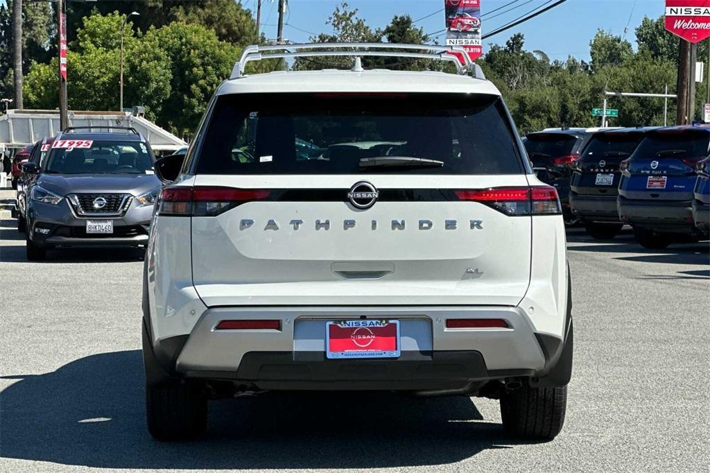 new 2024 Nissan Pathfinder car, priced at $43,925