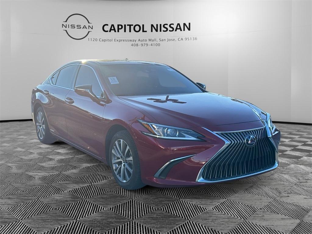 used 2020 Lexus ES 300h car, priced at $30,995