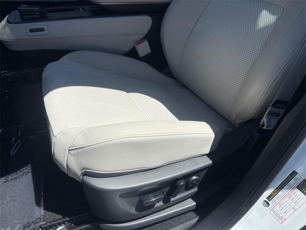 new 2025 Nissan ARIYA car, priced at $45,955