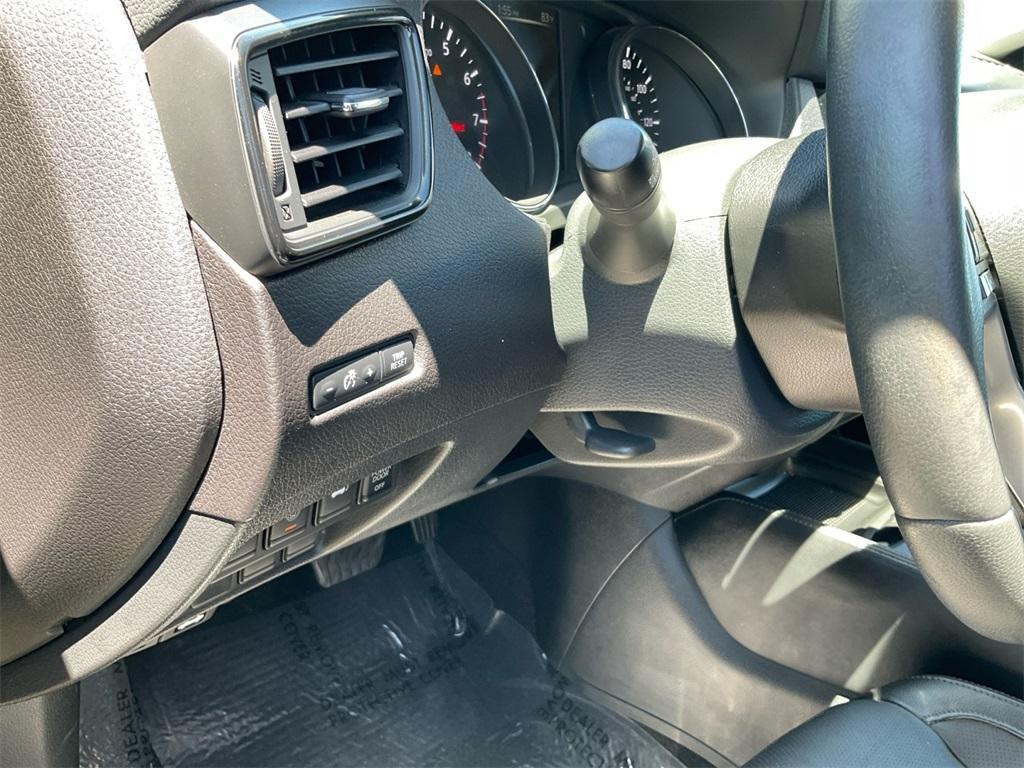 used 2017 Nissan Rogue Hybrid car, priced at $15,995