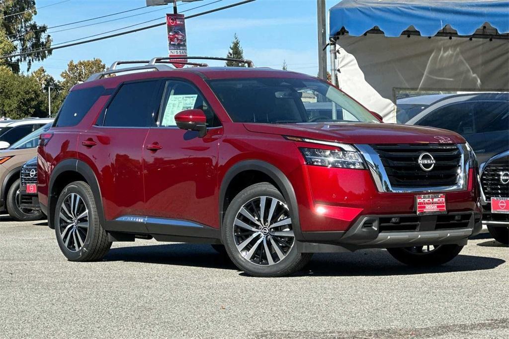 new 2024 Nissan Pathfinder car, priced at $51,375