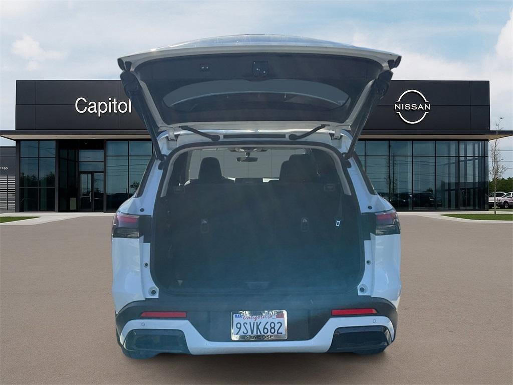 used 2025 INFINITI QX60 car, priced at $39,800
