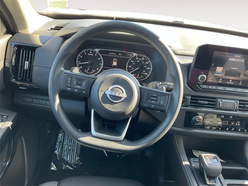 new 2025 Nissan Pathfinder car, priced at $38,453