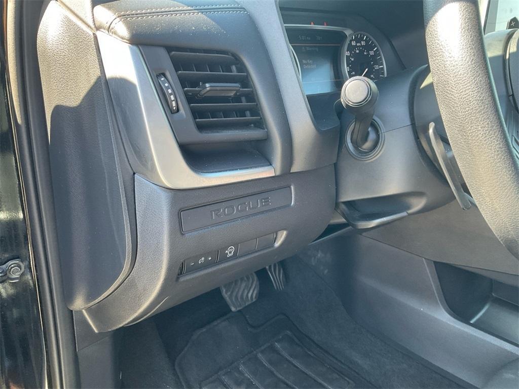 used 2024 Nissan Rogue car, priced at $22,995