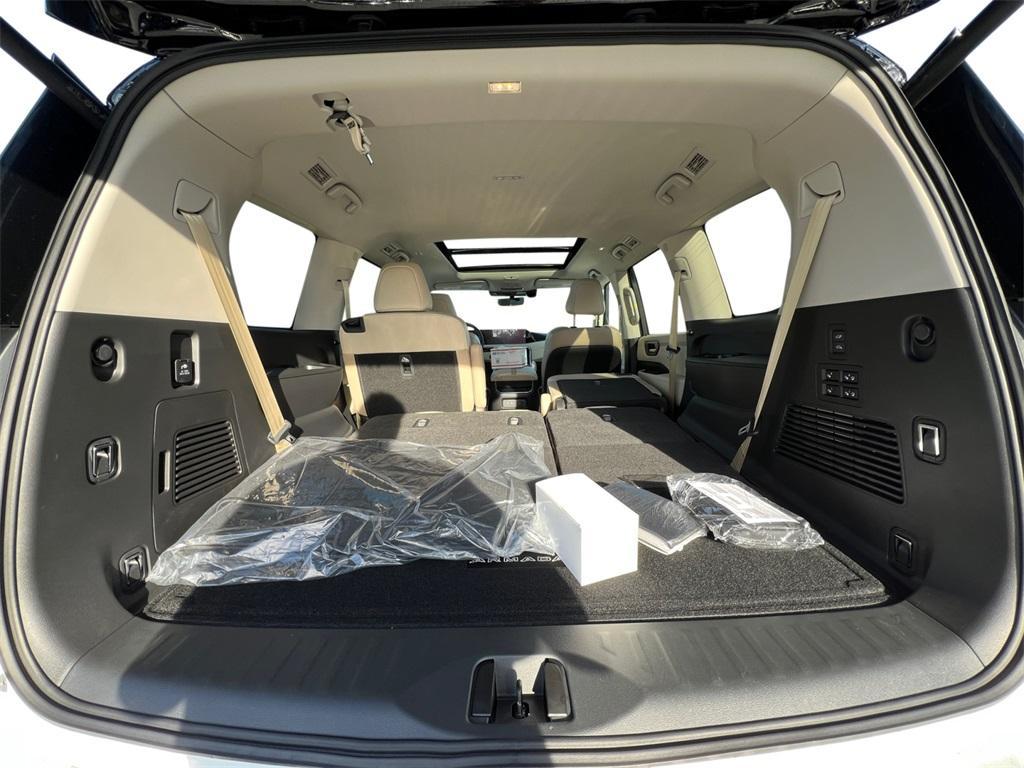 new 2025 Nissan Armada car, priced at $88,595