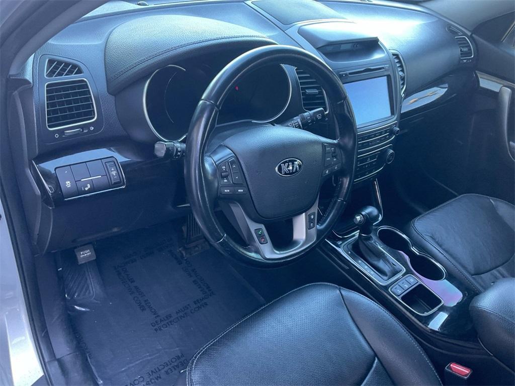 used 2014 Kia Sorento car, priced at $9,995