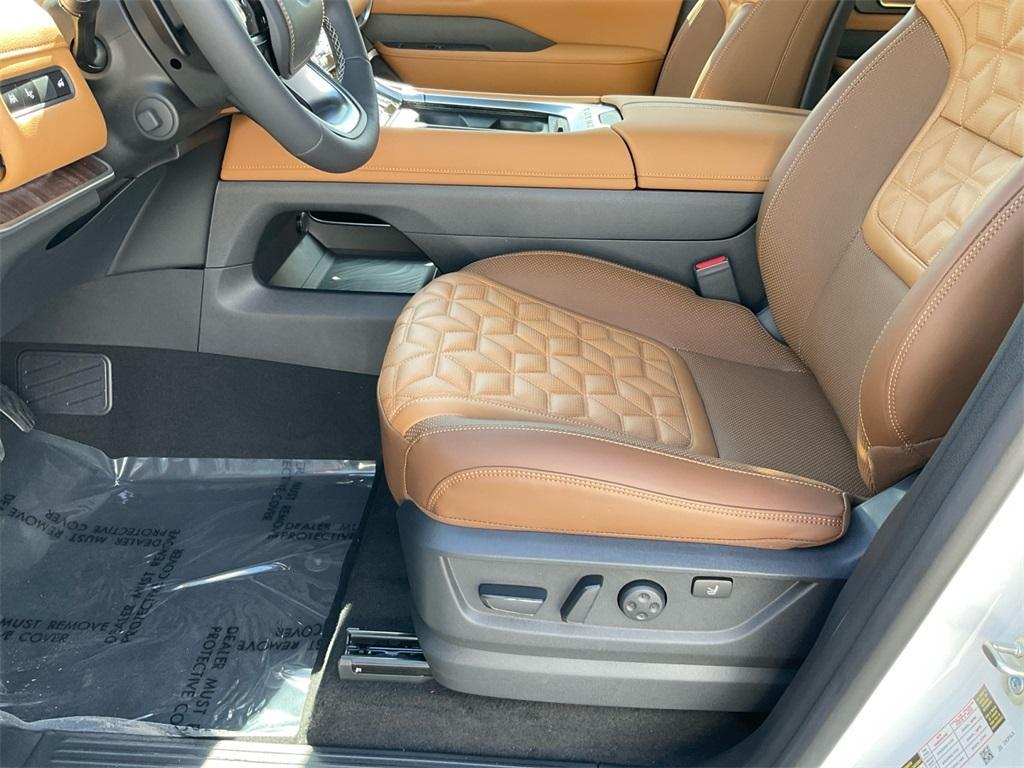 new 2025 Nissan Armada car, priced at $87,910