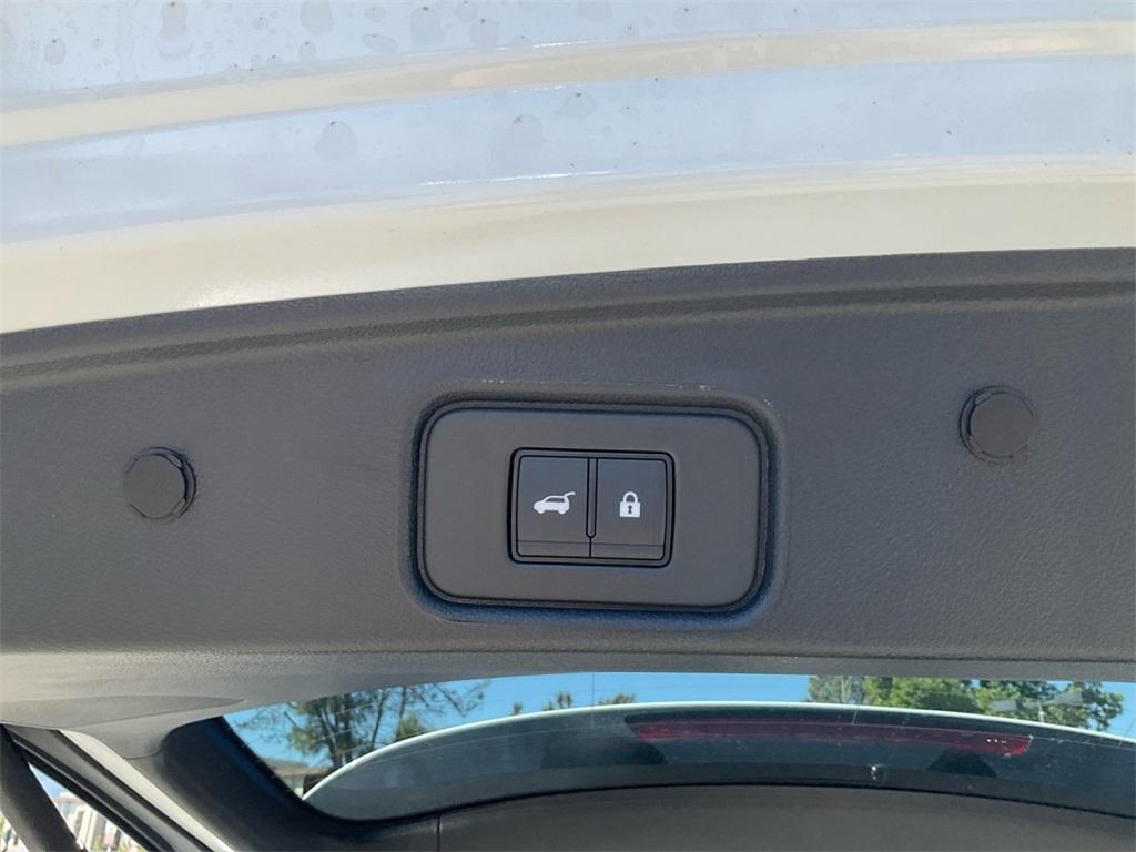 new 2025 Nissan Pathfinder car, priced at $50,917