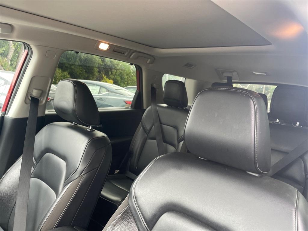 used 2022 Nissan Pathfinder car, priced at $28,488