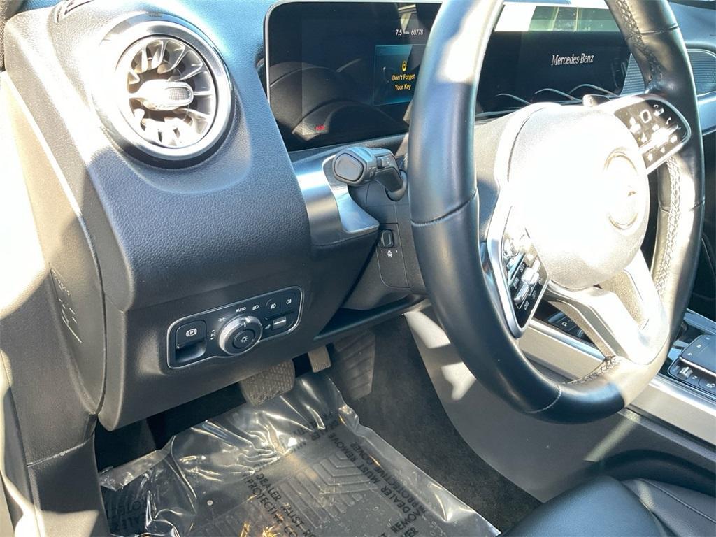 used 2021 Mercedes-Benz GLB 250 car, priced at $21,300