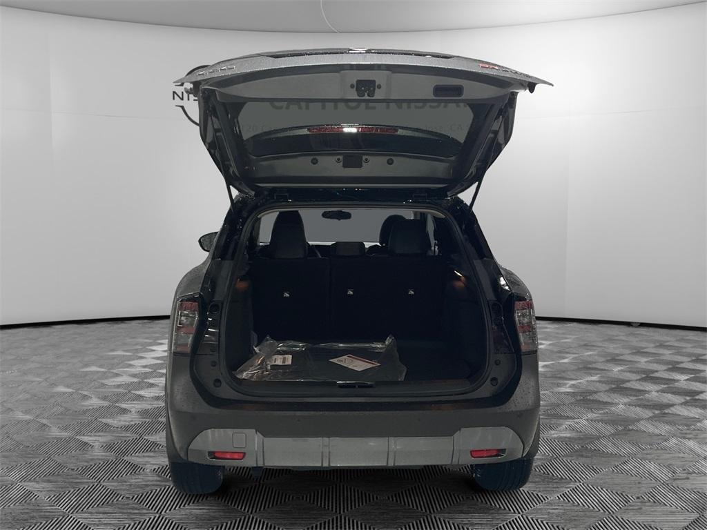 new 2025 Nissan Kicks car, priced at $29,960