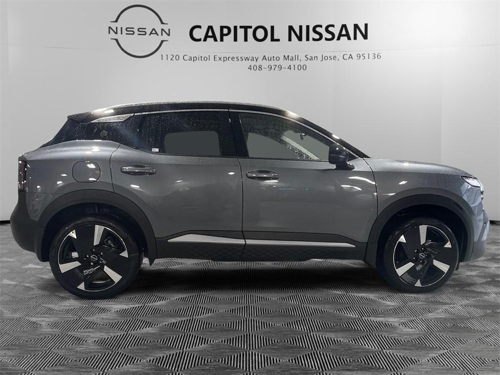 new 2025 Nissan Kicks car, priced at $29,960