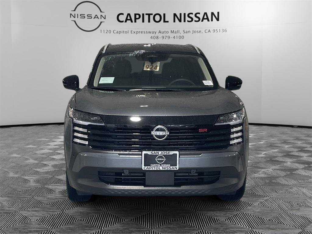new 2025 Nissan Kicks car, priced at $29,960