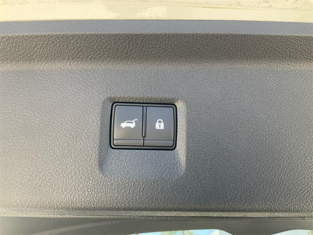 used 2025 INFINITI QX60 car, priced at $39,995