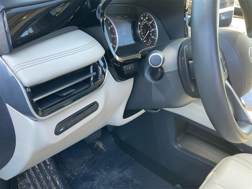 used 2025 INFINITI QX60 car, priced at $39,995