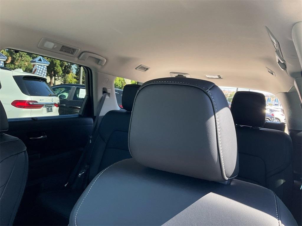 new 2025 Nissan Pathfinder car, priced at $44,486