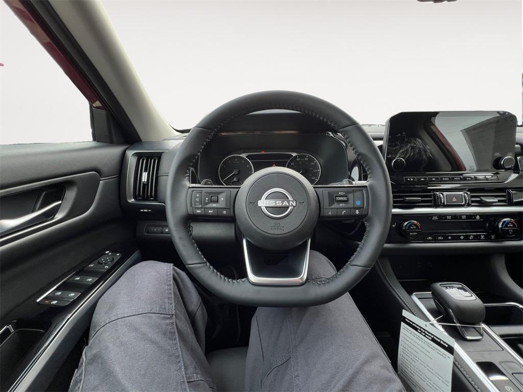 new 2024 Nissan Pathfinder car, priced at $43,500