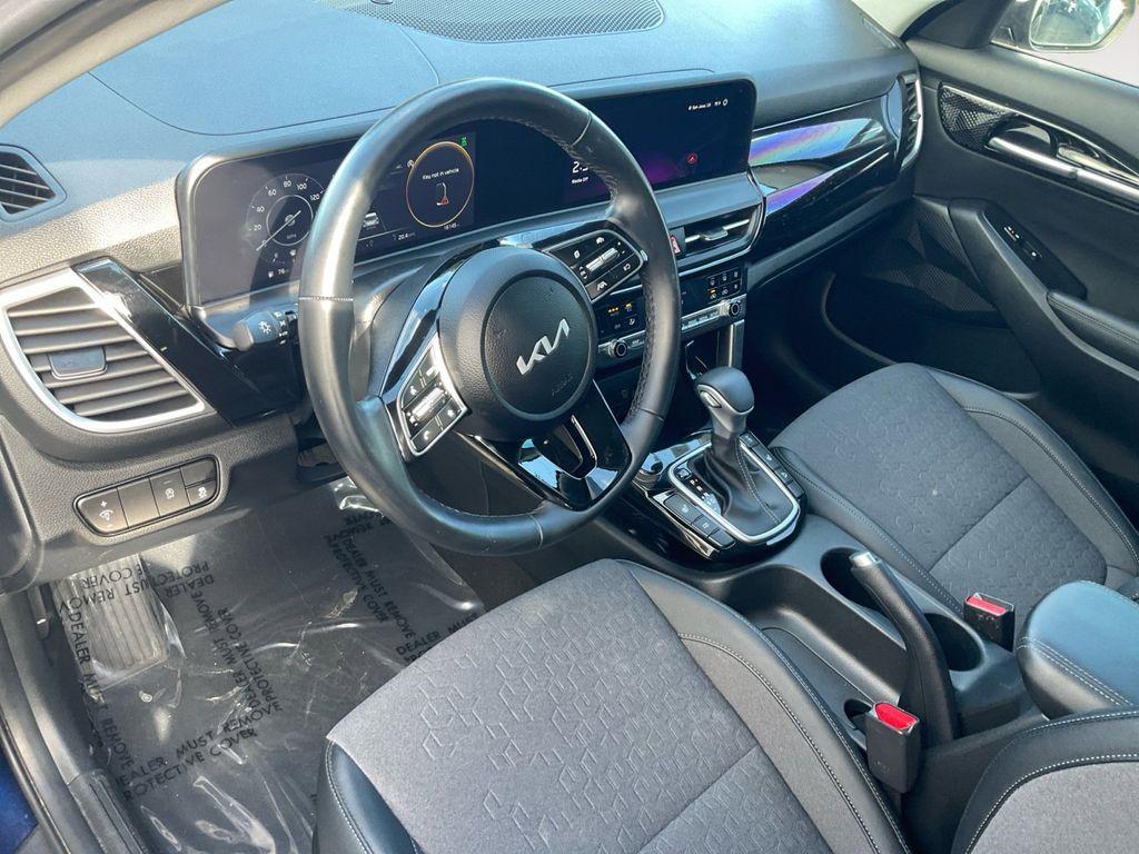 used 2024 Kia Seltos car, priced at $21,888
