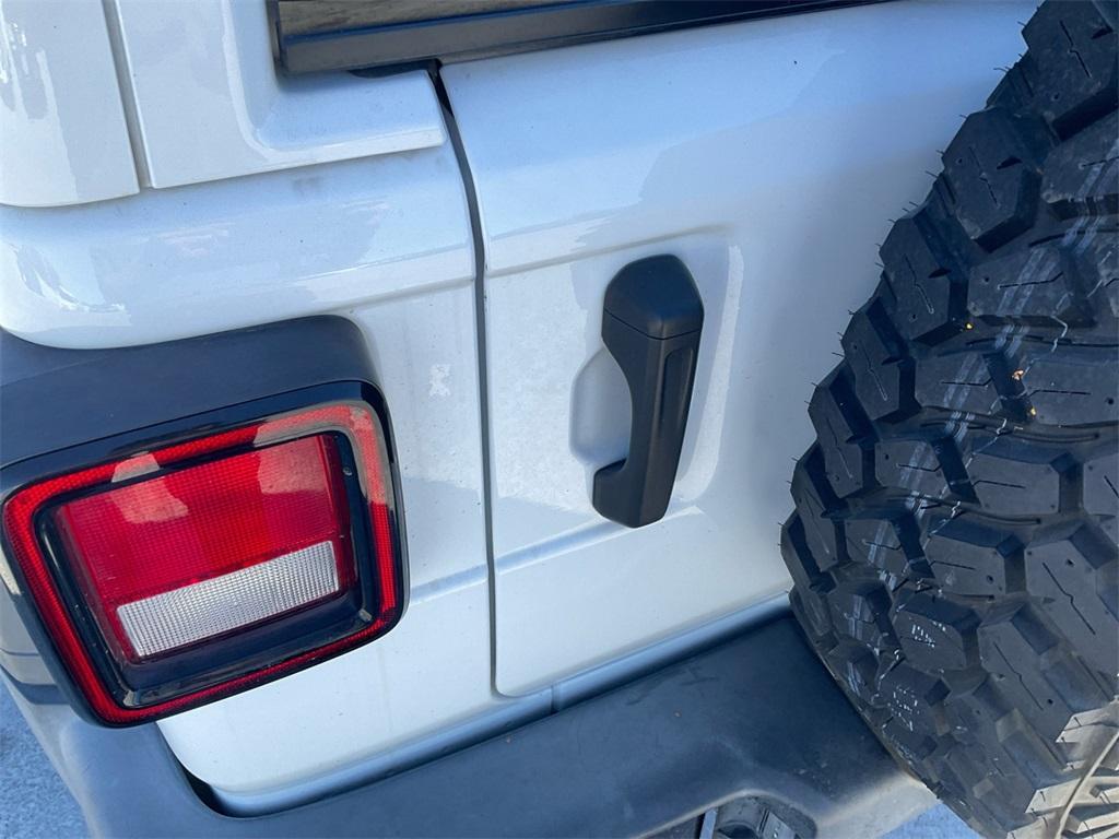 used 2021 Jeep Wrangler Unlimited car, priced at $28,888