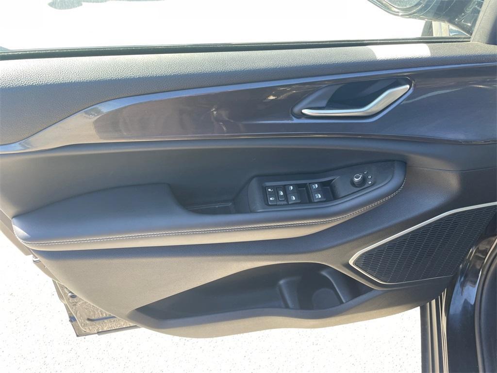 used 2021 Jeep Grand Cherokee L car, priced at $31,526