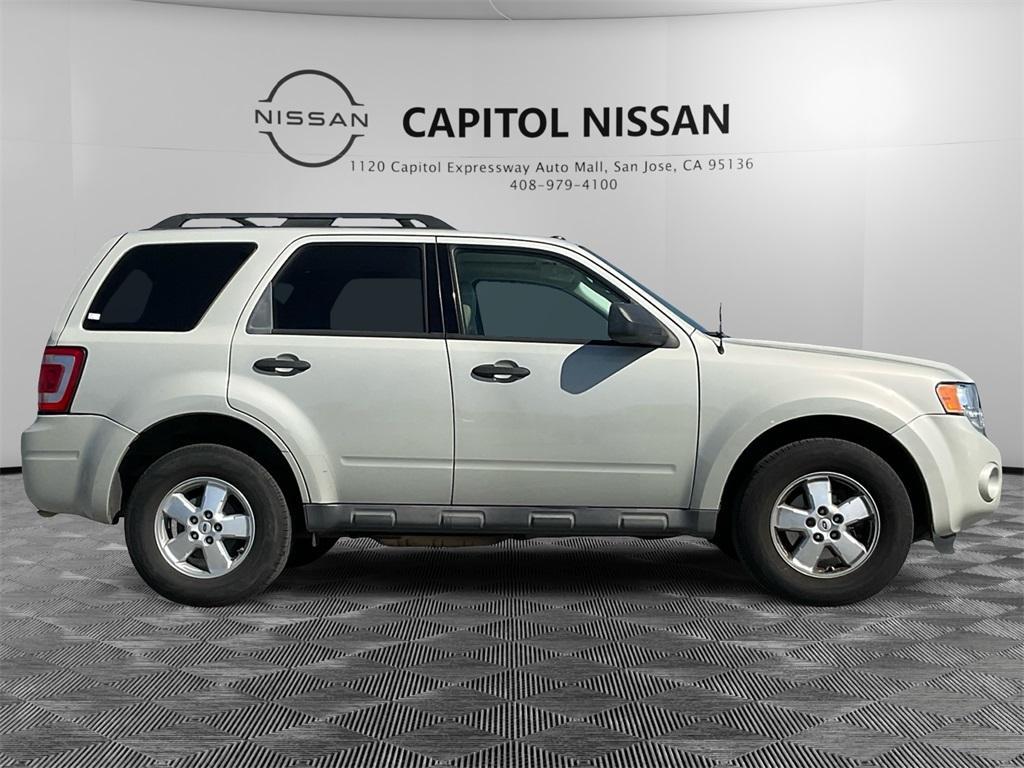 used 2009 Ford Escape car, priced at $5,995