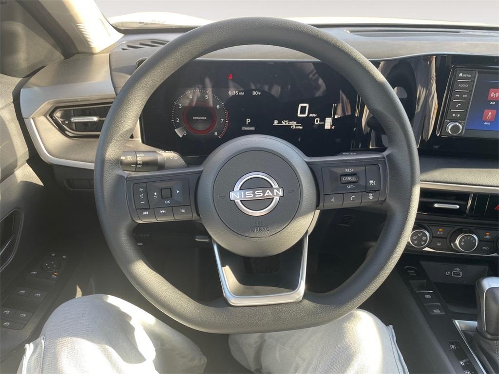new 2025 Nissan Kicks car, priced at $25,160