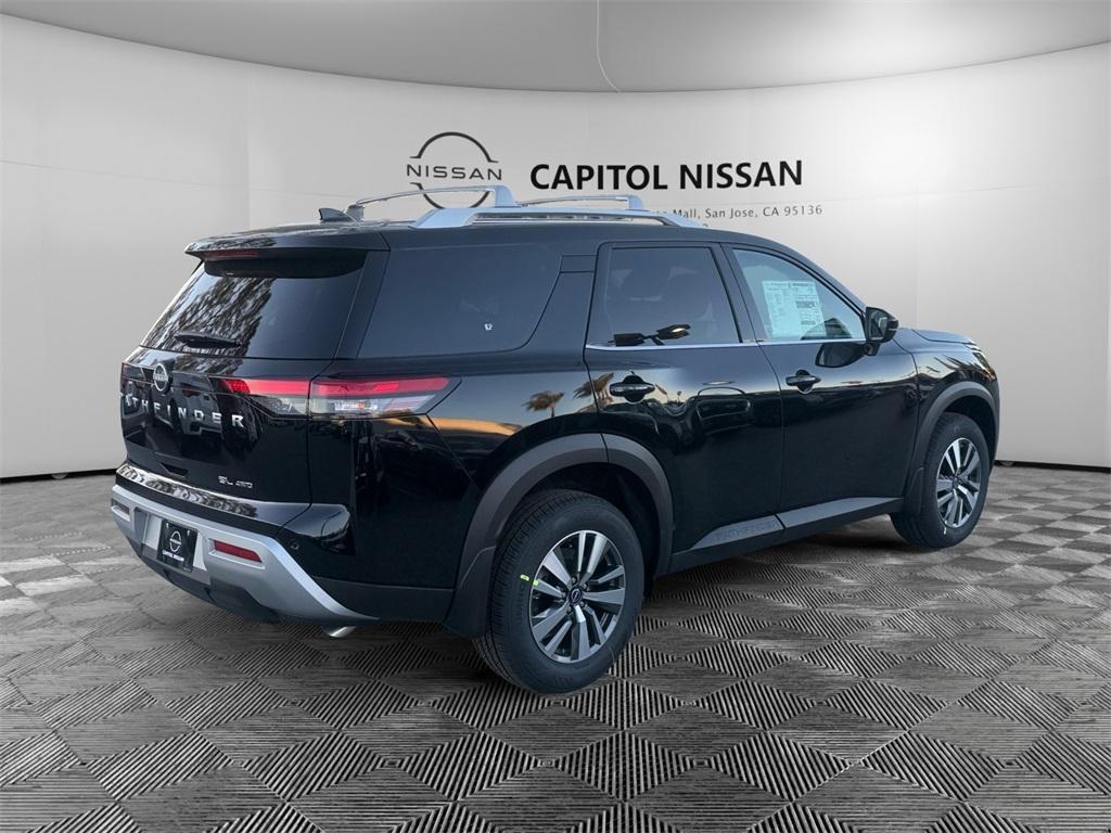 new 2025 Nissan Pathfinder car, priced at $45,700