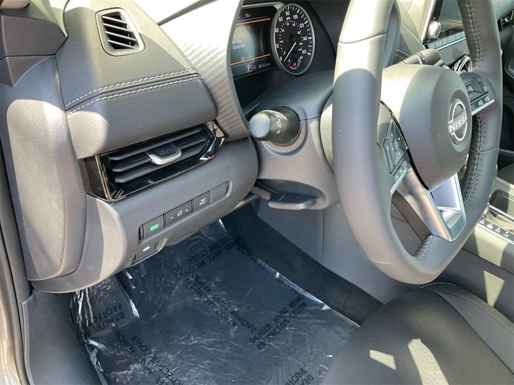 new 2025 Nissan Sentra car, priced at $23,897