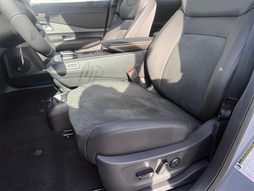 new 2025 Nissan ARIYA car, priced at $45,505