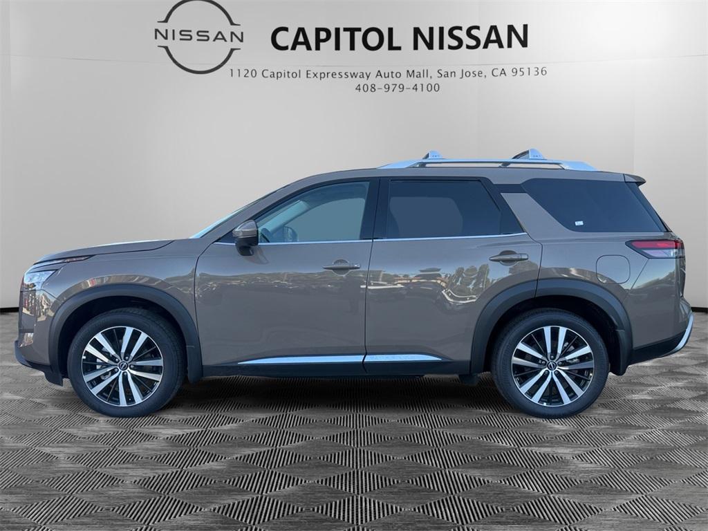 new 2024 Nissan Pathfinder car, priced at $44,555