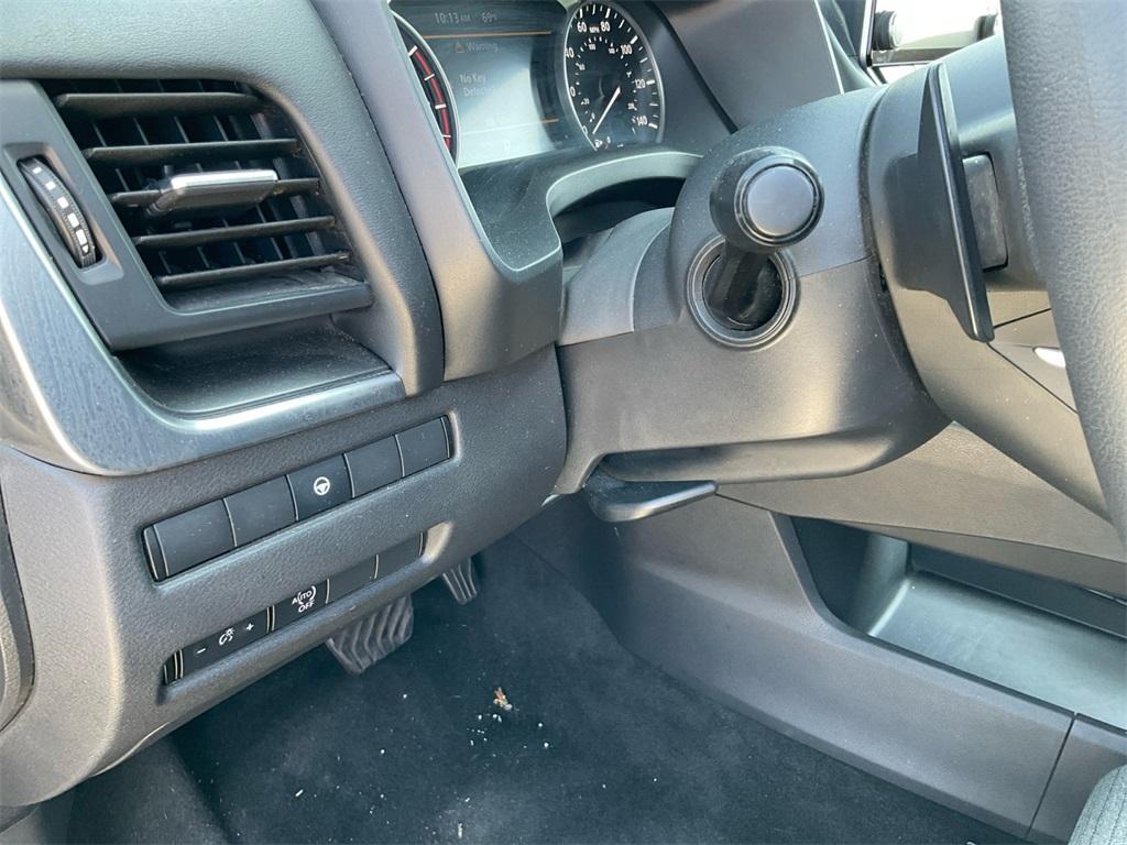 used 2023 Nissan Rogue car, priced at $21,795