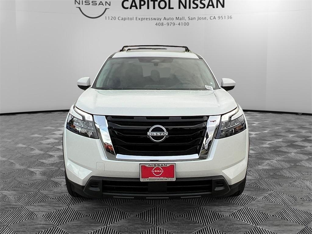 new 2024 Nissan Pathfinder car, priced at $42,500